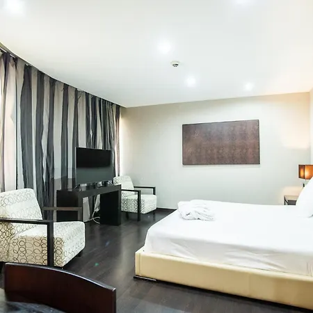 Azz Asturias Langrehotel & 4*