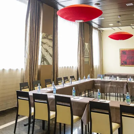 Hotell Azz Asturias Langrehotel & 4*