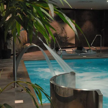 Azz Asturias Langrehotel &