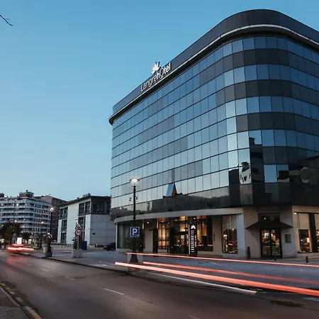 Azz Asturias Langrehotel&spa