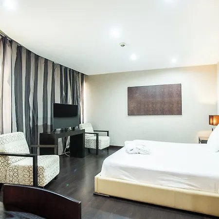 Azz Asturias Langrehotel & 4*