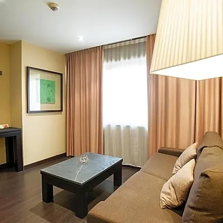 Azz Asturias Langrehotel & 4*