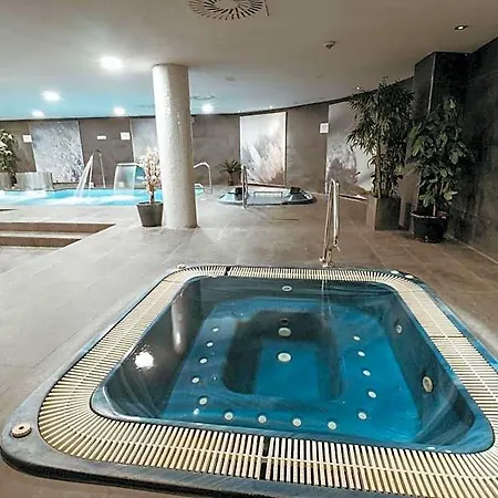 מלון Azz Asturias Langrehotel &