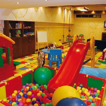Azz Asturias Langrehotel&spa 4*