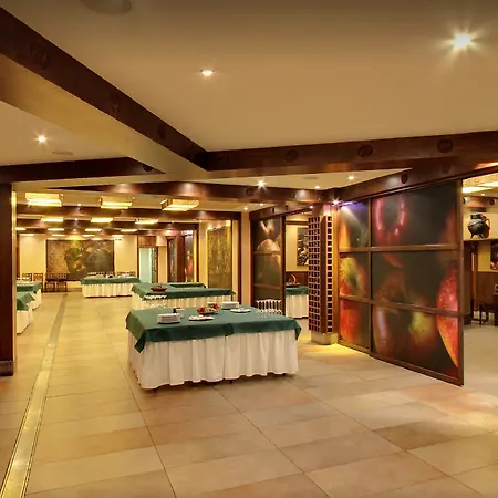 Azz Asturias Langrehotel & Hotel