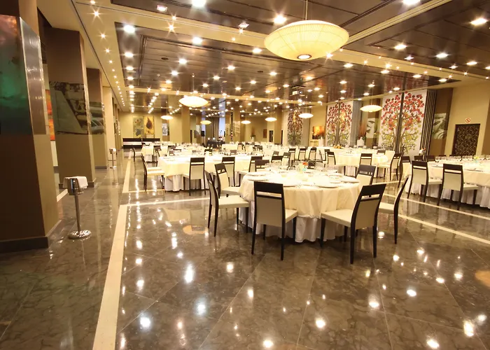 Azz Asturias Langrehotel &