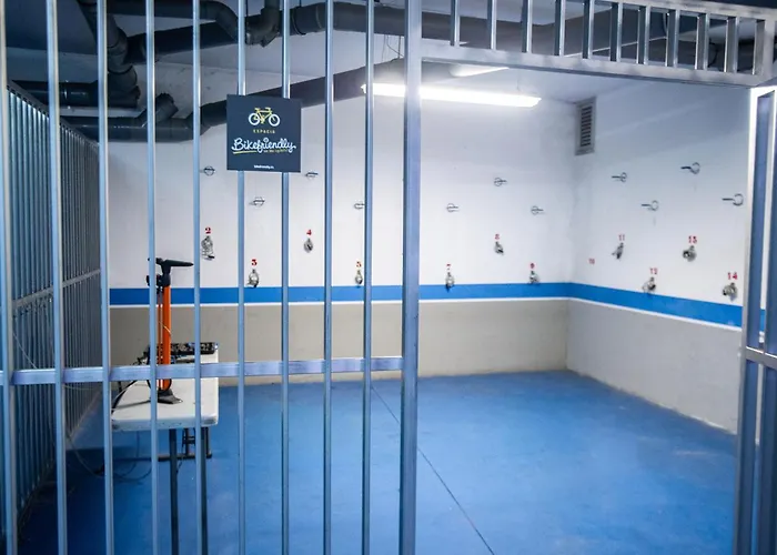 Azz Asturias Langrehotel & 酒店 4*