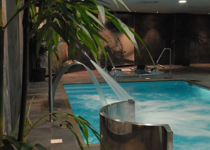 Azz Asturias Langrehotel &