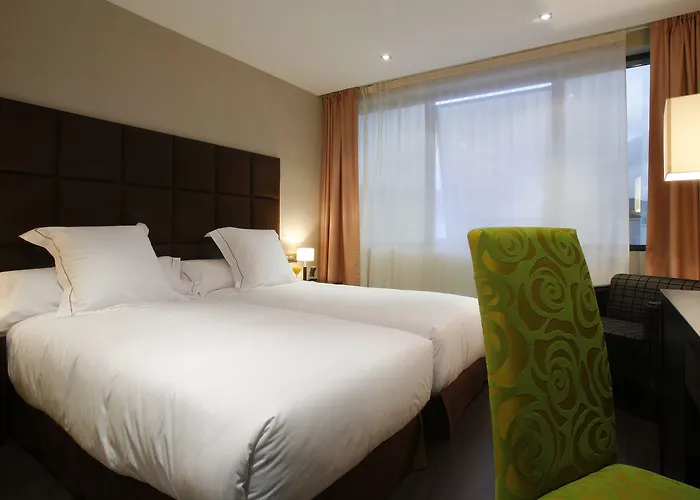 Azz Asturias Langrehotel &