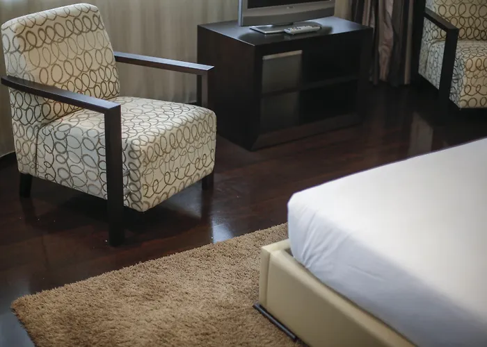 Azz Asturias Langrehotel & 酒店