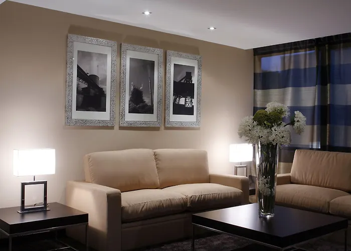 酒店 Azz Asturias Langrehotel & 4*