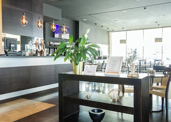 Azz Asturias Langrehotel & 兰格雷奥