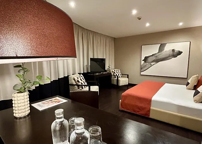 Azz Asturias Langrehotel & 酒店 4*